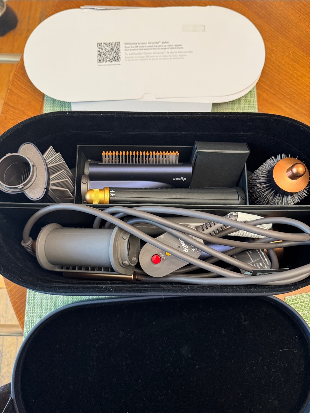 Dyson Airwrap I.d. , Multi Styler & dryer in Black Oval Case. Blue/Copper. NIB - Picture 11 of 13